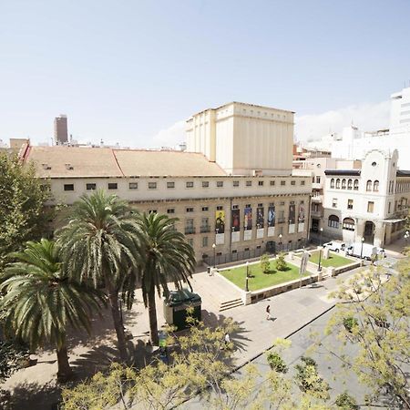 Teatro ~ Alicante Buitenkant foto